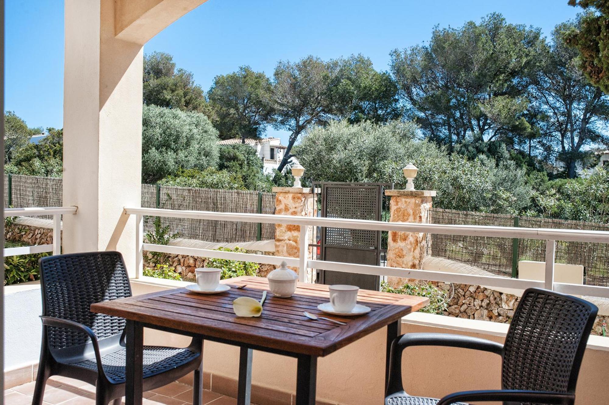 Serena Sol Apartments - Adults Only - Over 12 كالا سيرينا المظهر الخارجي الصورة